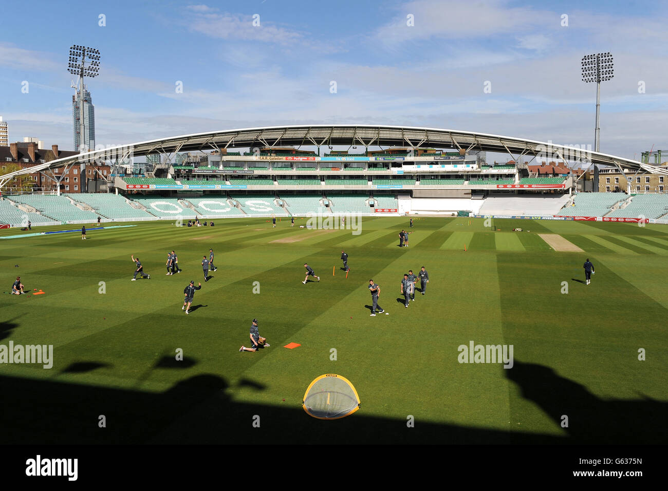 Cricket - LV= County Championship - Division One - Tag 1 - Surrey gegen Sussex - Kia Oval. Ein allgemeiner Blick auf das Surrey Warm-Up am Kia Oval Stockfoto