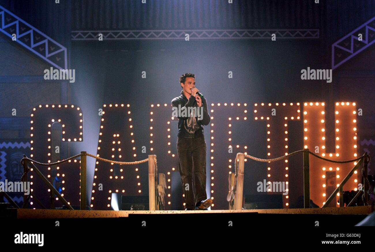 Gareth Gates tritt bei den Disney Channel Kids Awards in der London