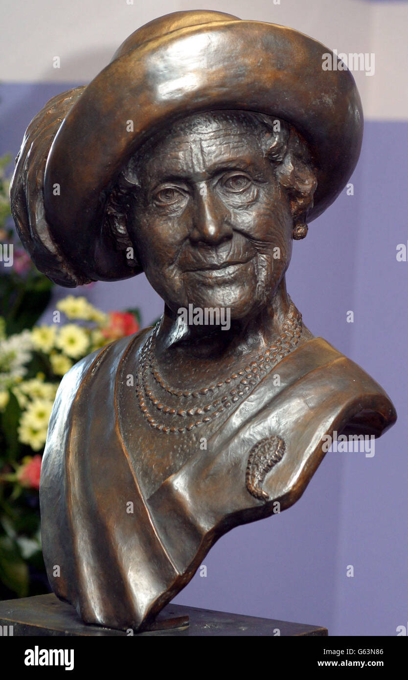 Statue der Königin-Mutter Stockfoto
