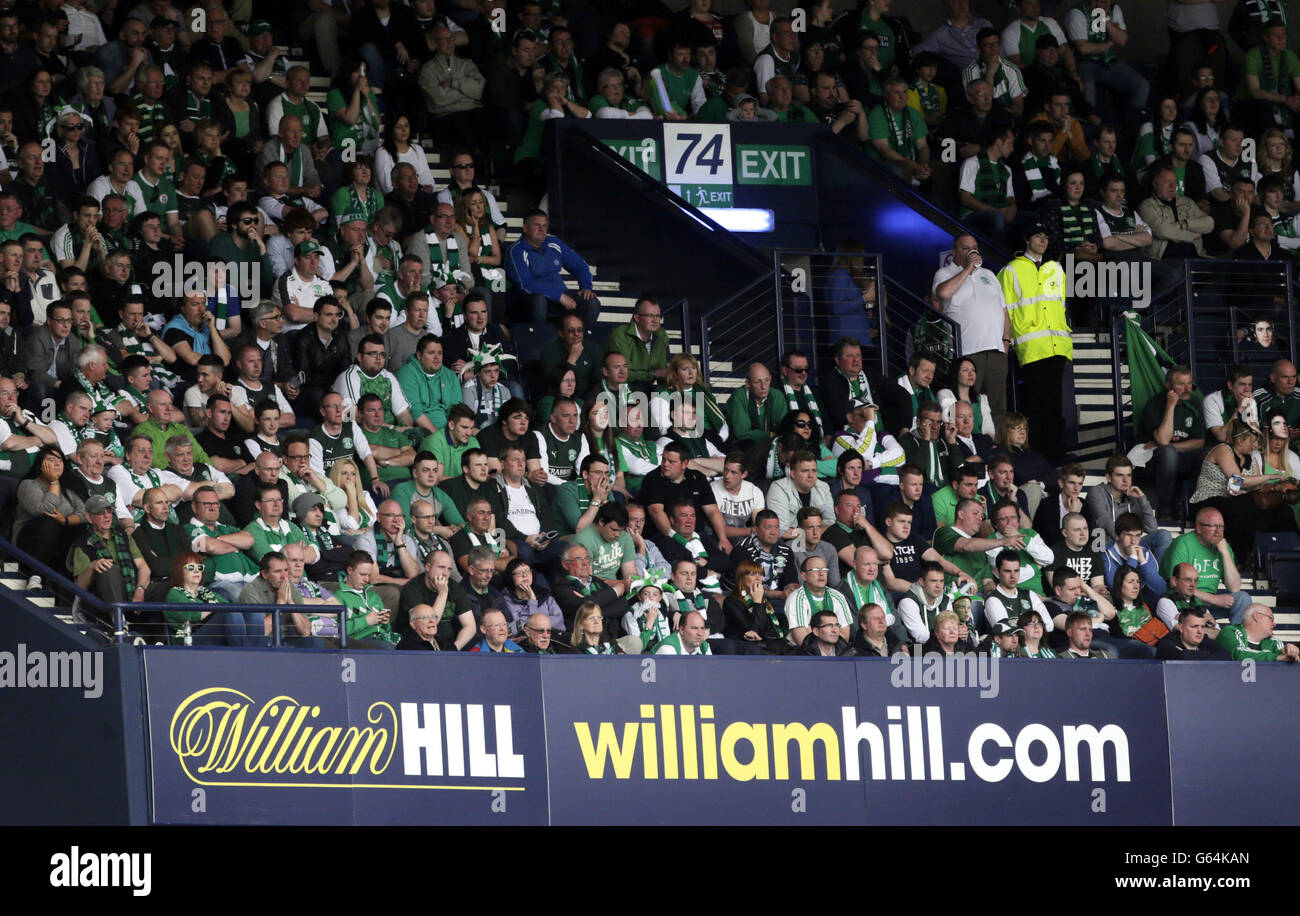 William Hill Banner in der Nähe von Fans während des Scottish Cup Finales im Hampden Park, Glasgow. DRÜCKEN SIE VERBANDSFOTO. Bilddatum: Sonntag, 26. Mai 2013. Siehe PA Geschichte FUSSBALL Scottish Cup. Bildnachweis sollte lauten: Danny Lawson/PA Wire. NUR FÜR REDAKTIONELLE ZWECKE. Stockfoto