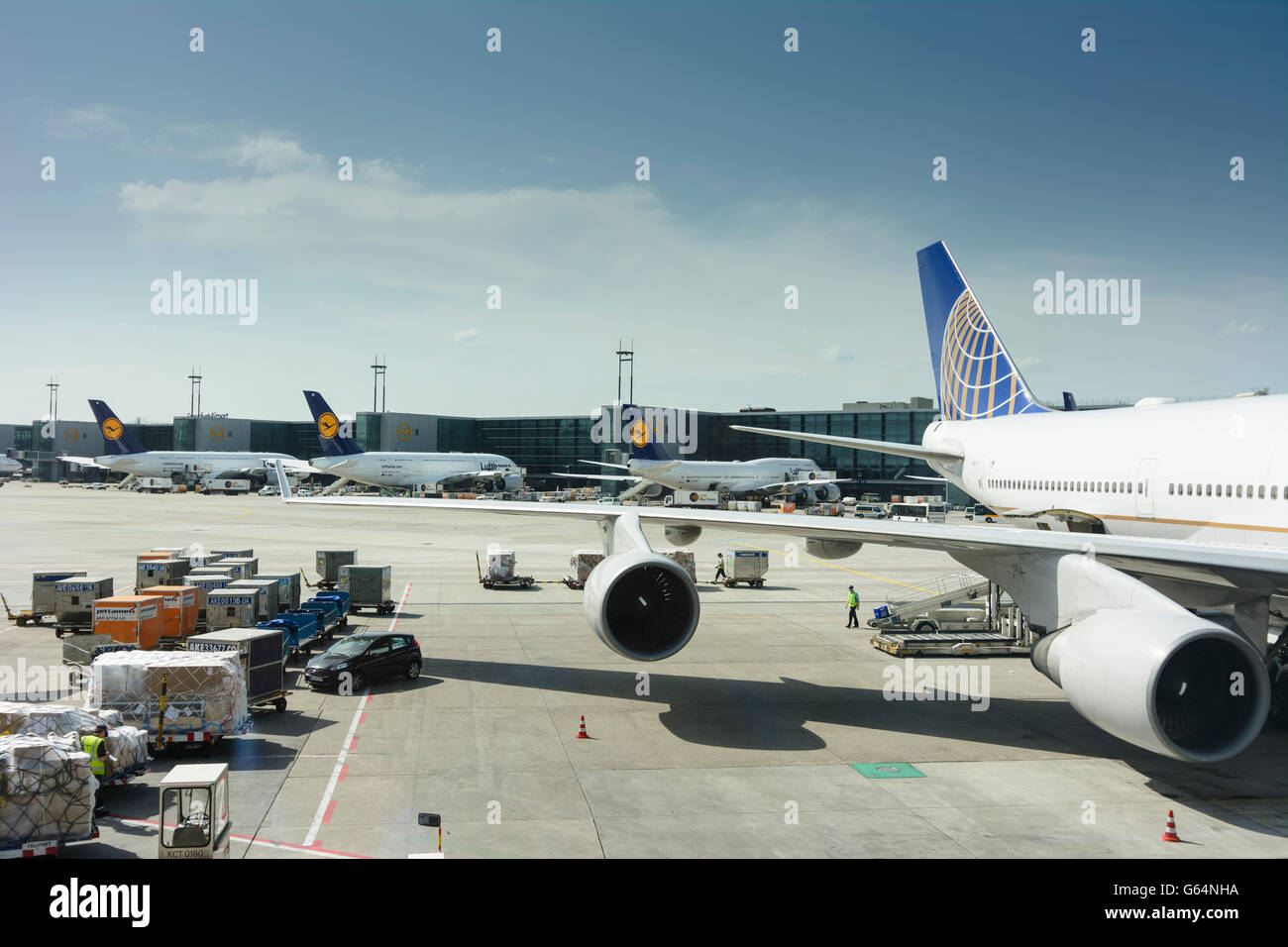 Flughafen: Airbus A380 und Boeing 747 Lufthansa, Frankfurt Am Main, Deutschland, Hessen, Hessen, Stockfoto