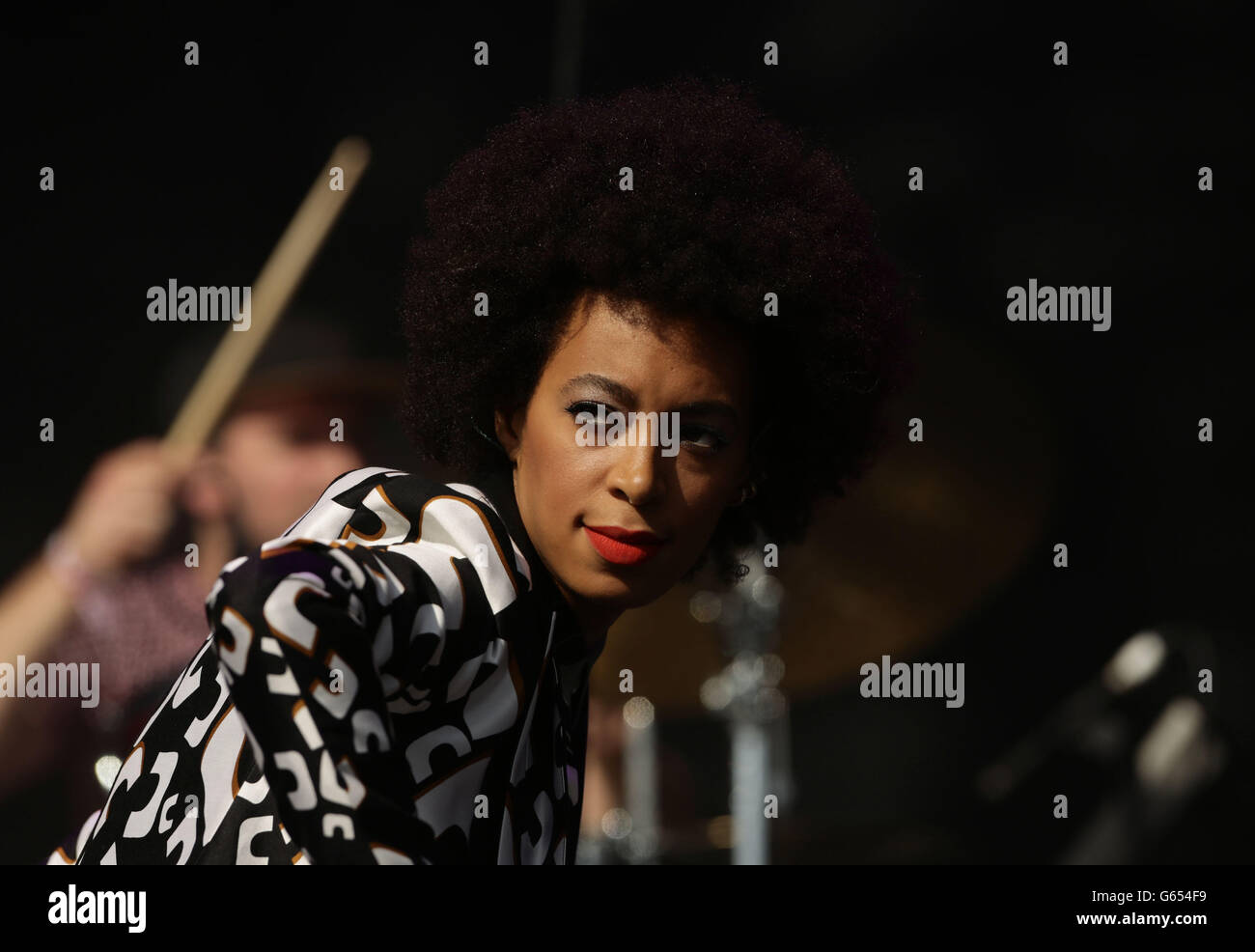 Field Day Festival - London. Solange Knowles tritt am 25. Mai 2013 beim Field Day Festival im Victoria Park im Osten Londons auf. Stockfoto