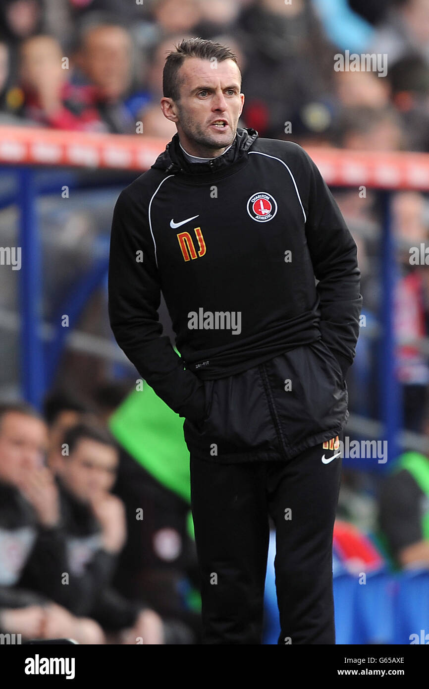 Fußball - Professional Development League Two - Play Off - Finale - Cardiff City gegen Charlton Athletic - Cardiff City Stadium Stockfoto