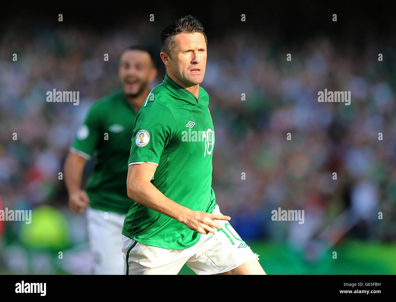 Robbie Keane, Irlands Republikist, feiert, nachdem er die von seiner Seite erzielt hat Erstes Tor des Spiels Stockfoto