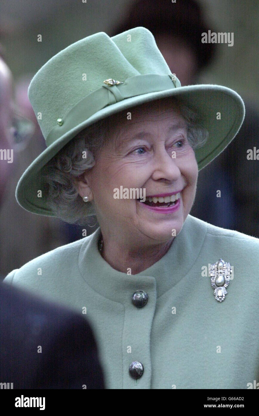 QUEEN KOMMT IN SANDRINGHAM Stockfoto