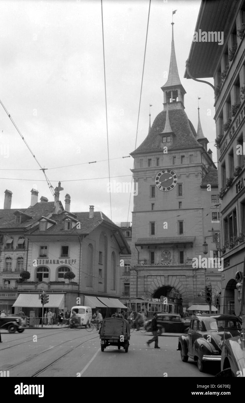 Alter Uhrturm in Bern. Der Alte Uhrturm in Bern. Stockfoto