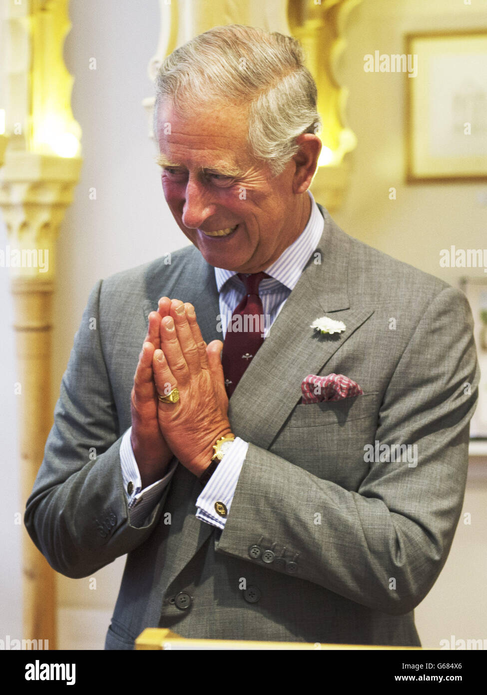 Prinz Charles besucht die Degree Show der School of Traditional Arts, London. DRÜCKEN SIE VERBANDSFOTO. Bilddatum: Mittwoch, 10. Juli 2013. Stockfoto