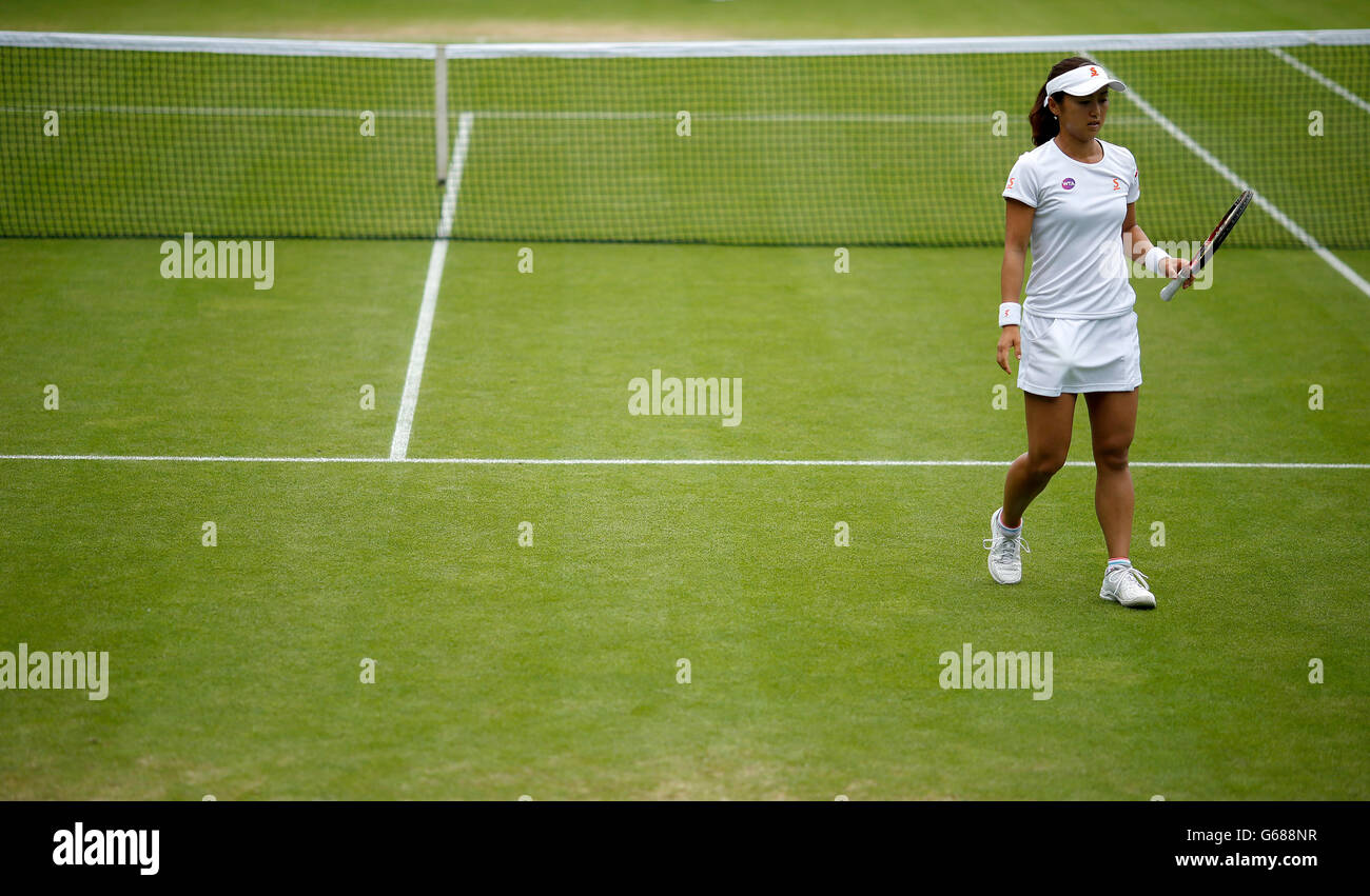 Japans Misaki Doi in Aktion tagsüber vier 2016 AEGON International in Devonshire Park, Eastbourne. PRESSEVERBAND Foto. Bild Datum: Donnerstag, 23. Juni 2016. PA-Geschichte-TENNIS-Eastbourne zu sehen. Bildnachweis sollte lauten: Steve Paston/PA Wire. Einschränkungen: Nur zur redaktionellen Verwendung, nicht für kommerzielle Zwecke ohne vorherige Genehmigung kontaktieren Sie PA Bilder für weitere Informationen: Tel: + 44 (0) 115 8447447. Stockfoto