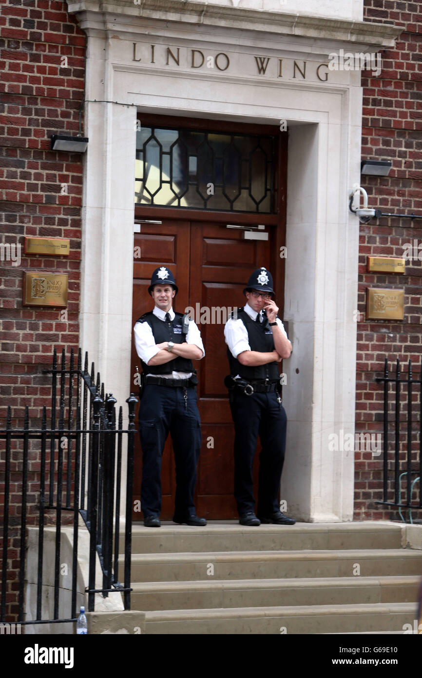 Geburt des Prinzen Georg von Cambridge Stockfoto