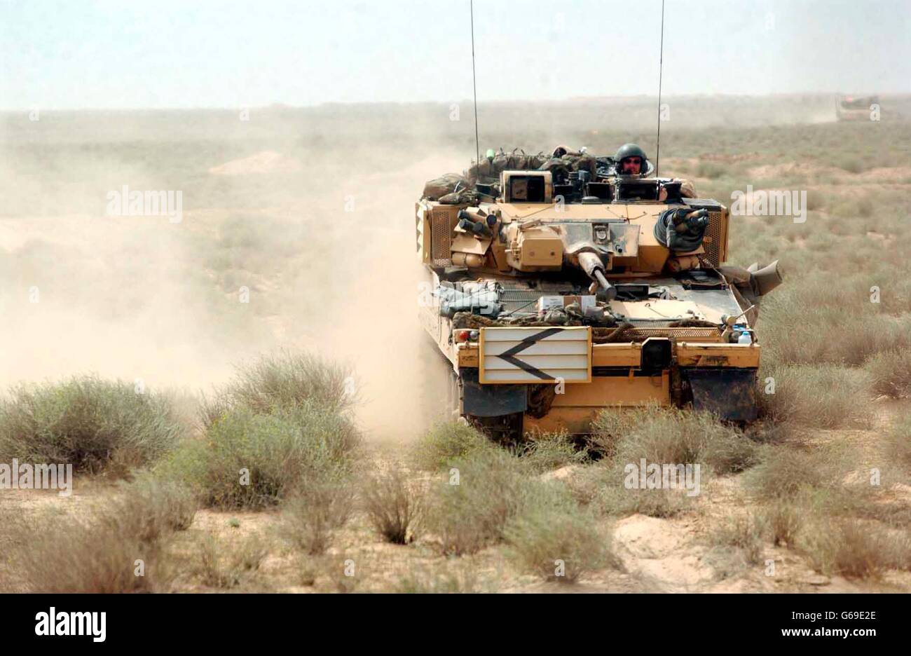 Scimitar der Dragoon Guards der Königin, als sie auf ihrem Weg nach Umm Qasr in den Irak einreisen. Stockfoto