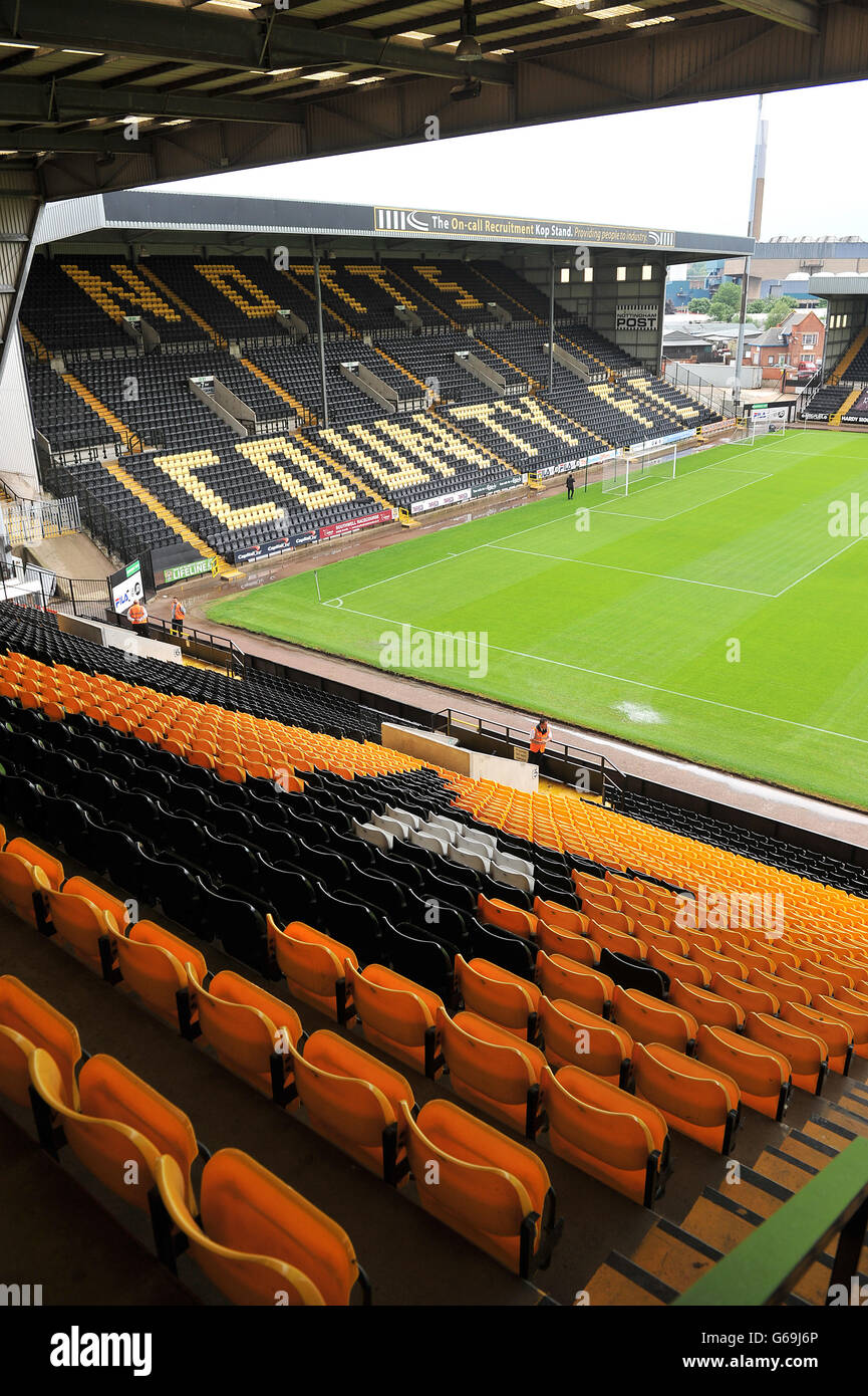 Fußball - Vorbereitungsspiel - Notts County V Rayo Vallecano - Meadow Lane Stockfoto