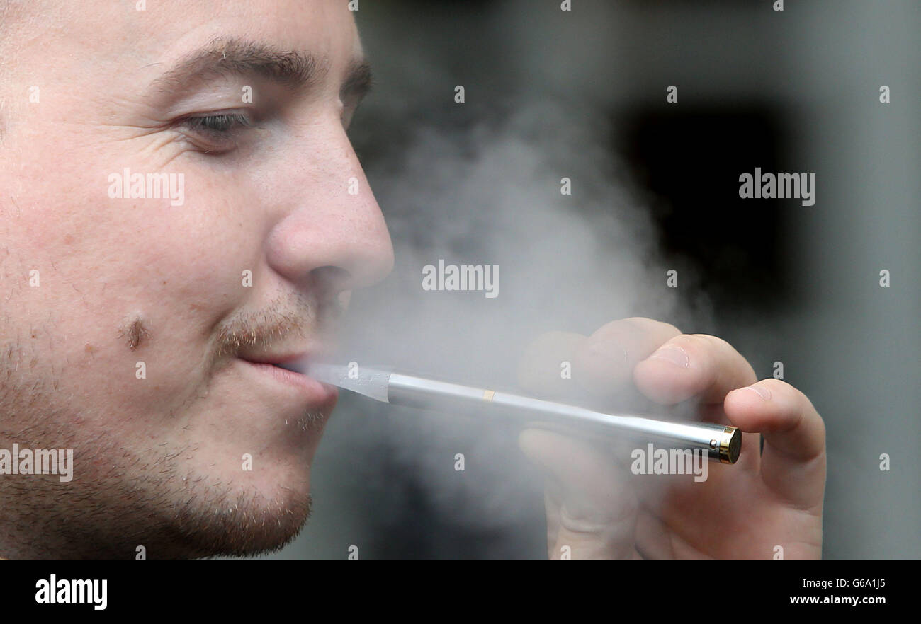 Nachrichten gesundheit zigaretten Fotos und Bildmaterial in hoher Auflösung Alamy