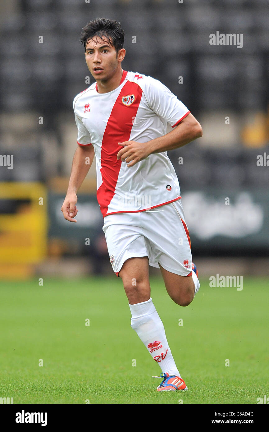 Fußball - vor der Saison freundlich - Notts County / Rayo Vallecano - Meadow Lane. Mario Gomez, Rayo Vallecano Stockfoto