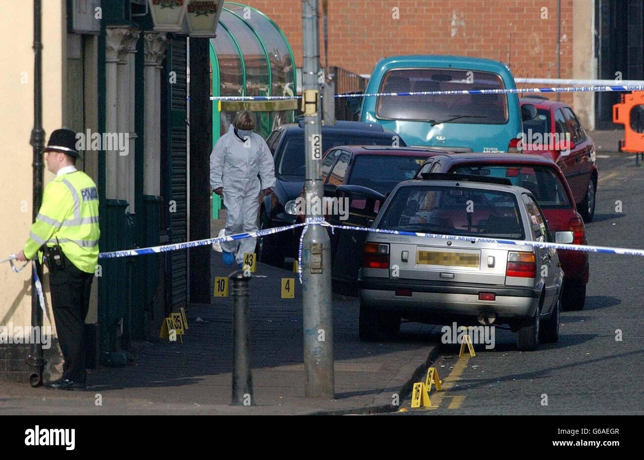 Die Polizei schließt die Lozells Road in Handsworth, Birmingham, nach einer Schießerei, bei der der 22-jährige Mohammed Sabir tot war. Herr Sabir aus Lozells, Birmingham, wurde nach dem Vorfall bei der Ankunft im Krankenhaus für tot erklärt. * .... die Polizei sagte, dass das Motiv für den Angriff derzeit unklar sei. Stockfoto
