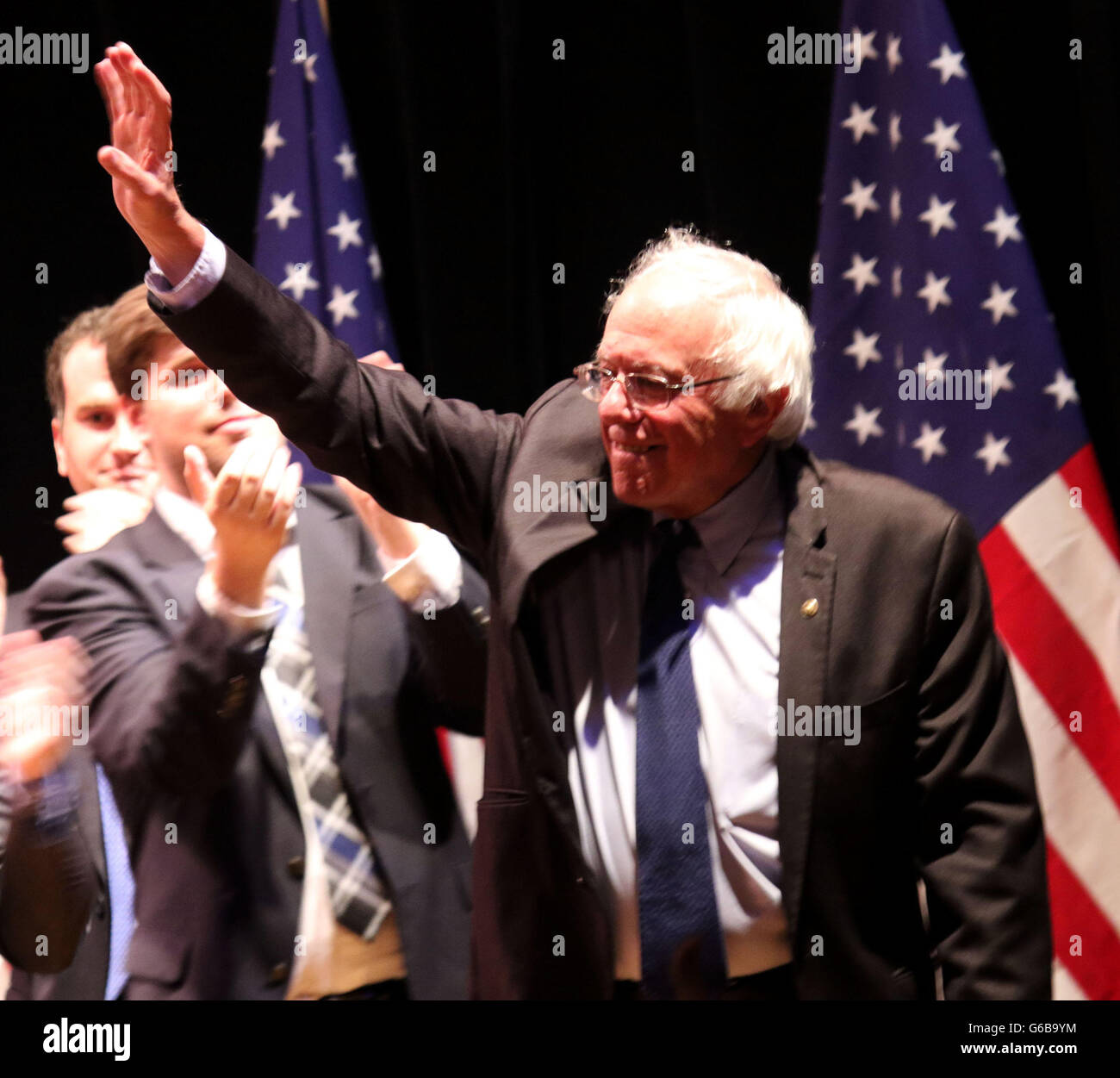 New York, New York, USA. 23. Juni 2016. Demokratischen Präsidenten hoffnungsvollen BERNIE SANDERS liefert seine "Where We Go From Here" Rede im Rathaus statt. Bildnachweis: Nancy Kaszerman/ZUMA Draht/Alamy Live-Nachrichten Stockfoto