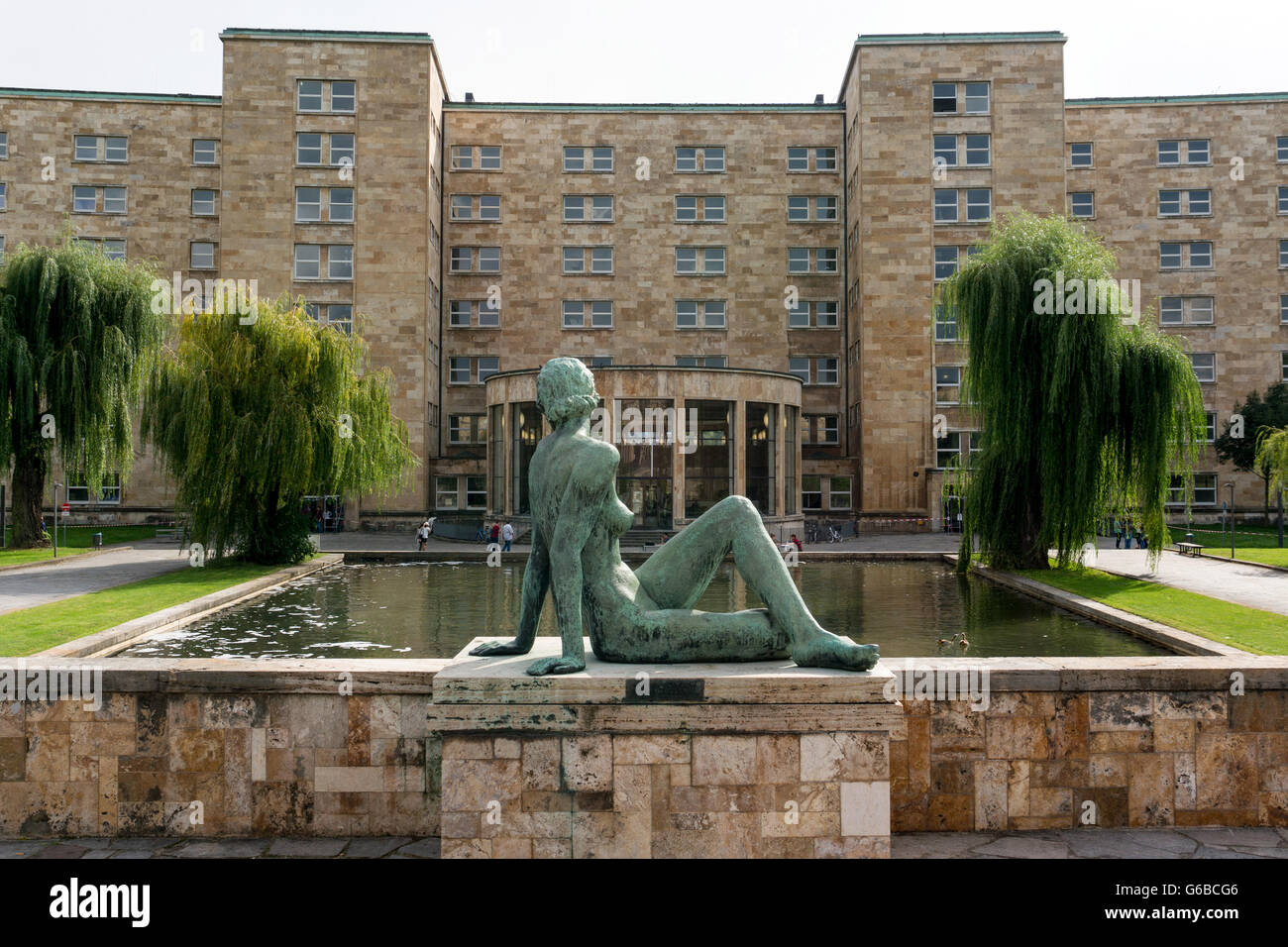 Deutschland: Rückseite des IG Farben Gebäude (Goethe-Universität), Frankfurt. Foto vom 20. September 2014. | weltweite Nutzung Stockfoto