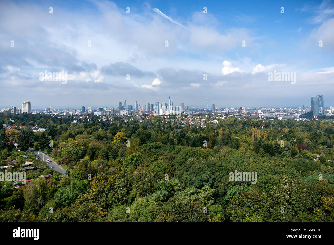 Deutschland: Skyline von Frankfurt vom Goetheturm gesehen. Foto vom 20. September 2014. | weltweite Nutzung Stockfoto