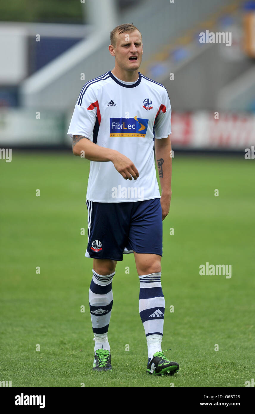 Fußball - Vorbereitungsspiel - Shrewsbury Town V Bolton Wanderers - neue Wiese Stockfoto