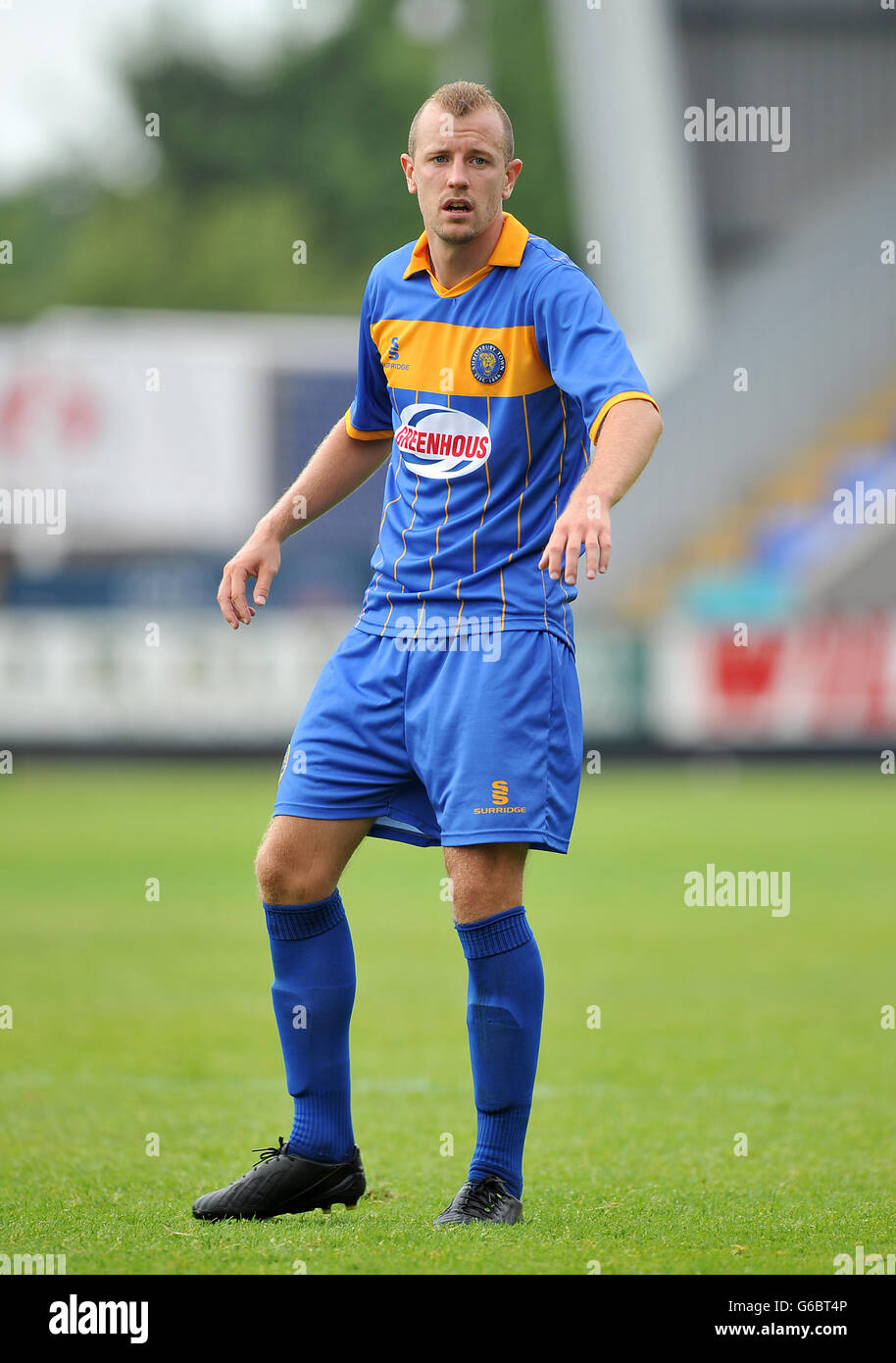 Fußball - Vorbereitungsspiel - Shrewsbury Town V Bolton Wanderers - neue Wiese Stockfoto