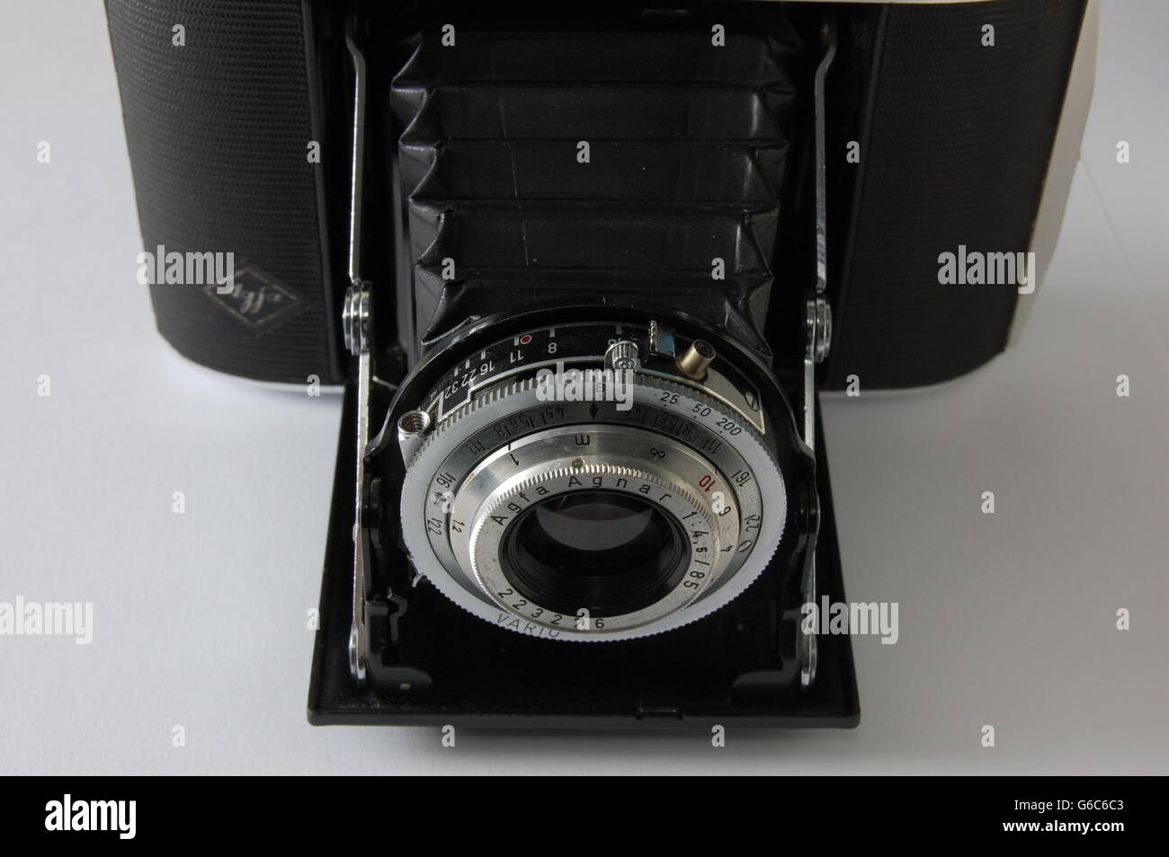 Eine alte 6 x 6 Mittelformat-Kamera Kodak Retinette Stockfoto