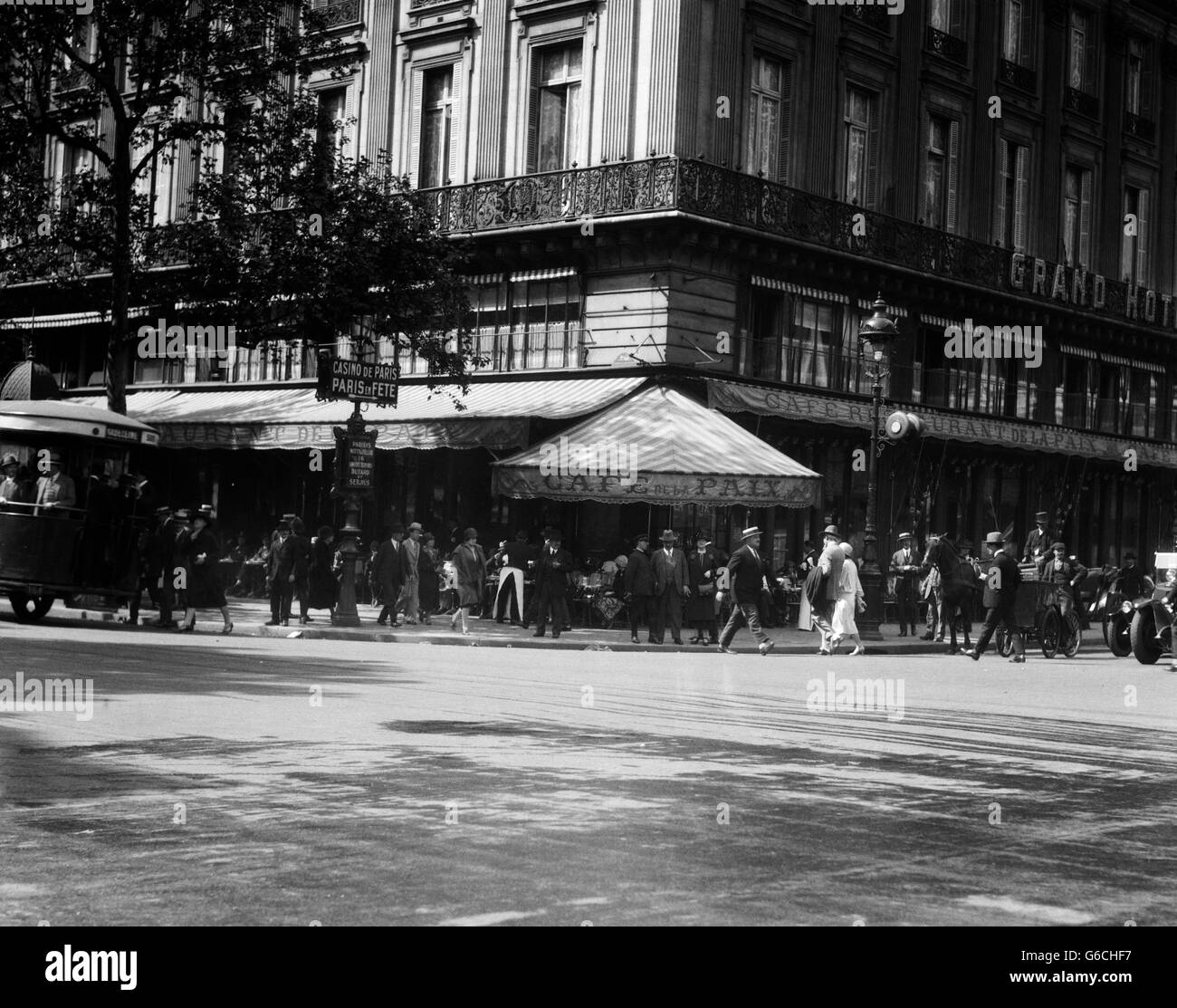 1920ER JAHRE CAFE DE LA PAIX IM GRAND HOTEL PARIS FRANKREICH Stockfoto