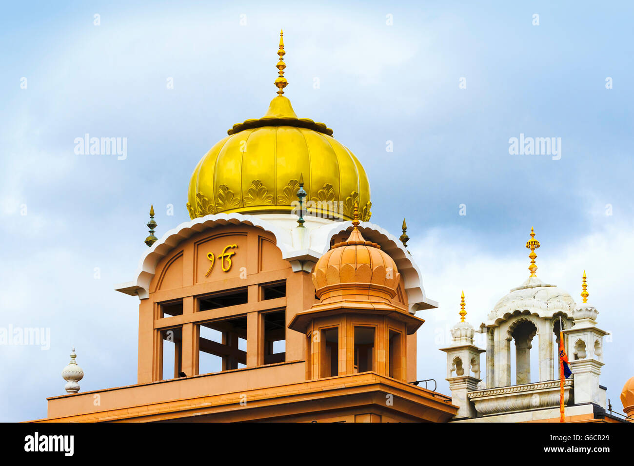 Goldene Kuppel der Central Gurdwara Centre, Glasgow, Schottland, Großbritannien Stockfoto Goldene Kuppel der Central Gurdwara Centre, Glasgow, Schottland, Großbritannien Stockfoto