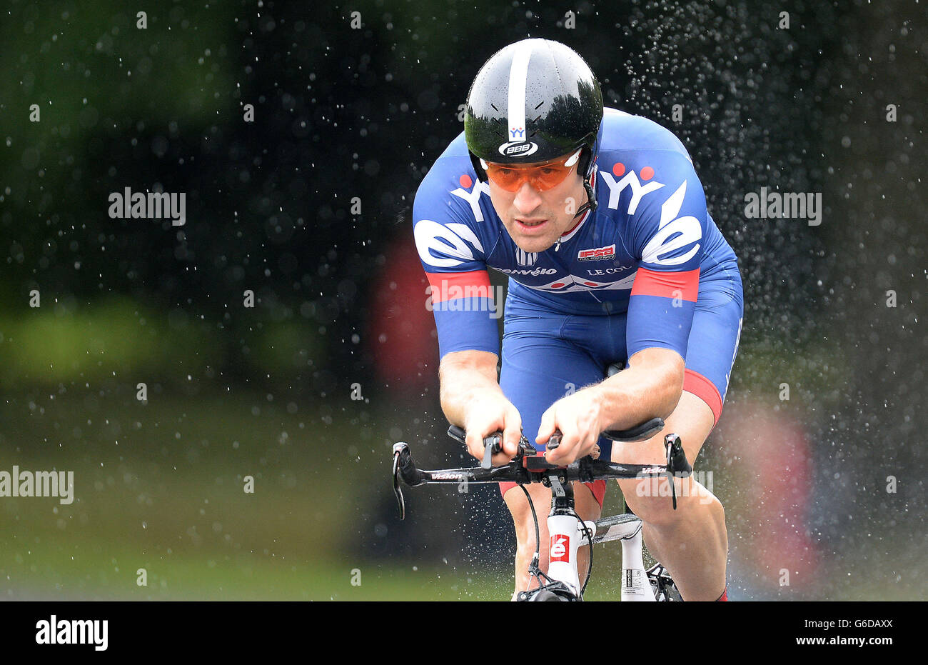 Ian Wilkinson in Aktion während der dritten Etappe, dem Individual Time Trial bei der Tour of Britain 2013 in Knowsley. Stockfoto