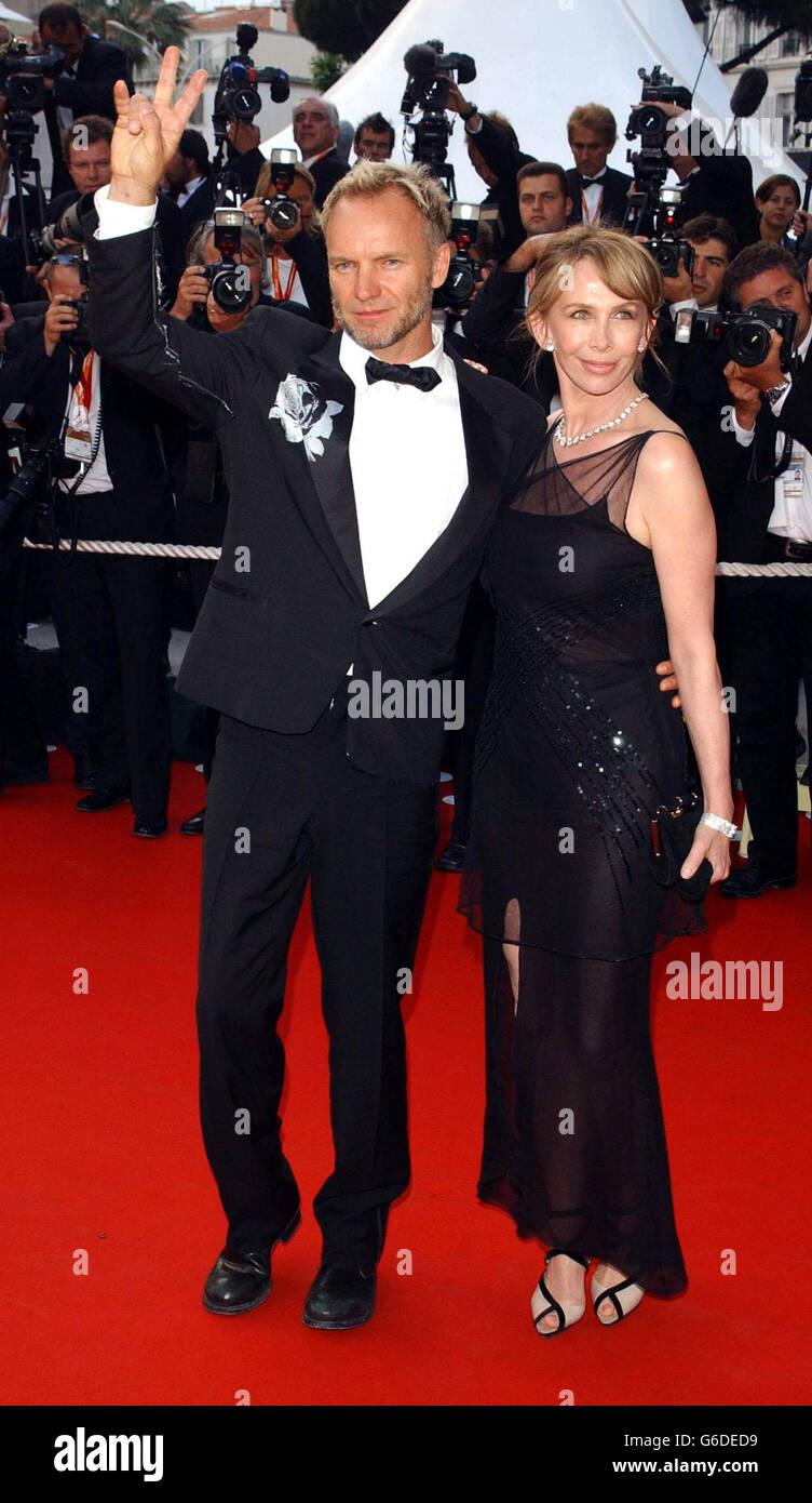 Sting und seine Frau Trudie Styler kommen zur Premiere des Abschlussfilms der 56. Filmfestspiele von Cannes, Charlie: Das Leben und die Kunst von Charles Chaplin, im Palais des Festival, Cannes, Frankreich. Stockfoto