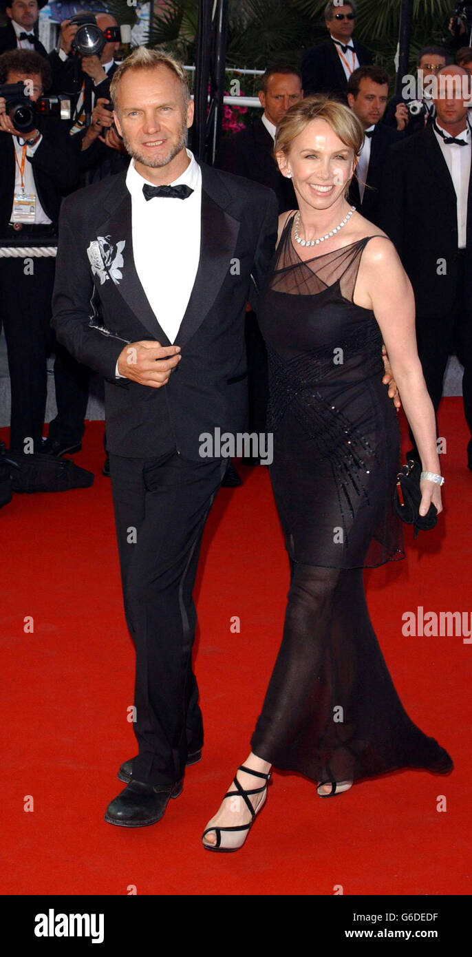 Sting und seine Frau Trudie Styler kommen zur Premiere des Abschlussfilms der 56. Filmfestspiele von Cannes, Charlie: Das Leben und die Kunst von Charles Chaplin, im Palais des Festival, Cannes, Frankreich. Stockfoto