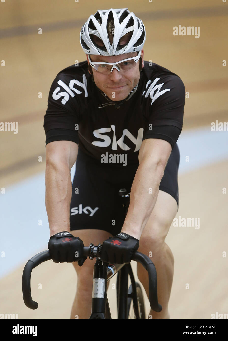 Chris Hoy genießt den Ruhestand. Sir Chris Hoy auf dem Sir Chris Hoy Velodrome in Glasgow, Schottland. Stockfoto