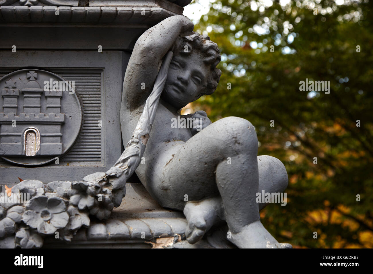 Baby cherub Fotos und Bildmaterial in hoher Auflösung Alamy