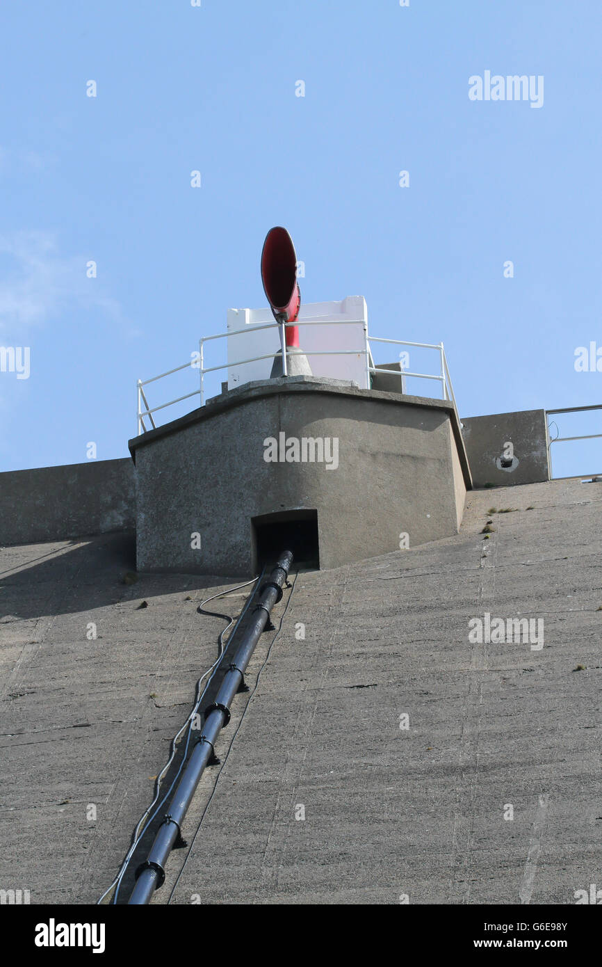 Das Nebelhorn am West Leuchtturm - auch eine RSPB Seevogel Zentrum - auf Rathlin Island, County Antrim, Nordirland. Stockfoto