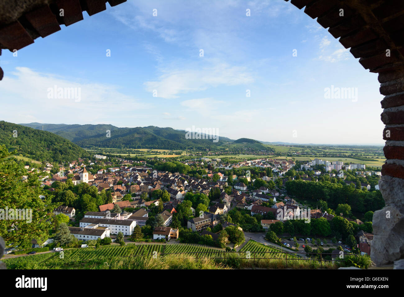 Staufen-Burg und Weinberge, Looking, Staufen, Staufen Im Breisgau, Deutschland, Baden-Württemberg, Schwarzwald, Schwarzwald Stockfoto
