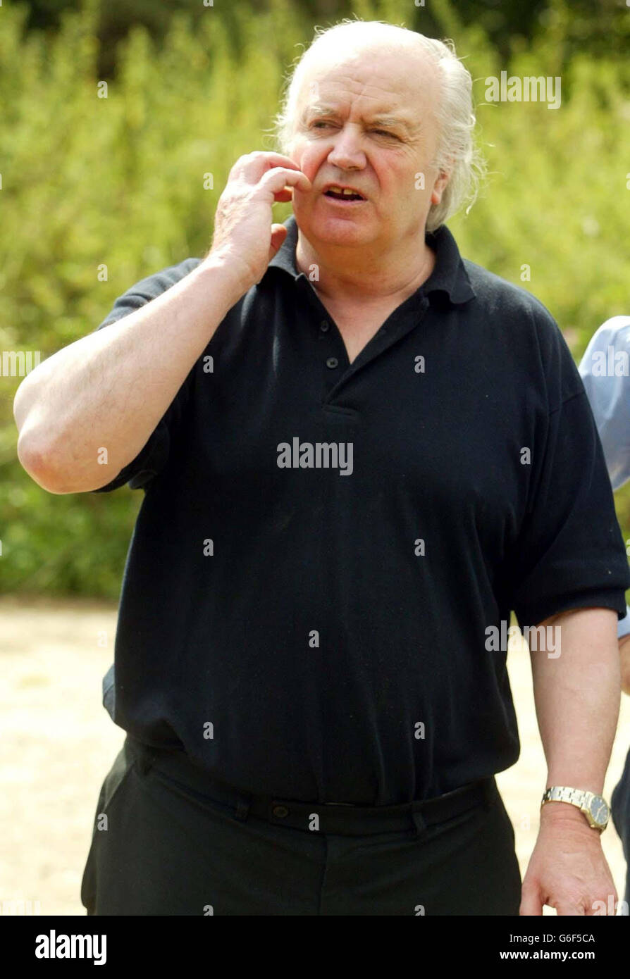 Zu besuch bei tony martin Fotos und Bildmaterial in hoher Auflösung