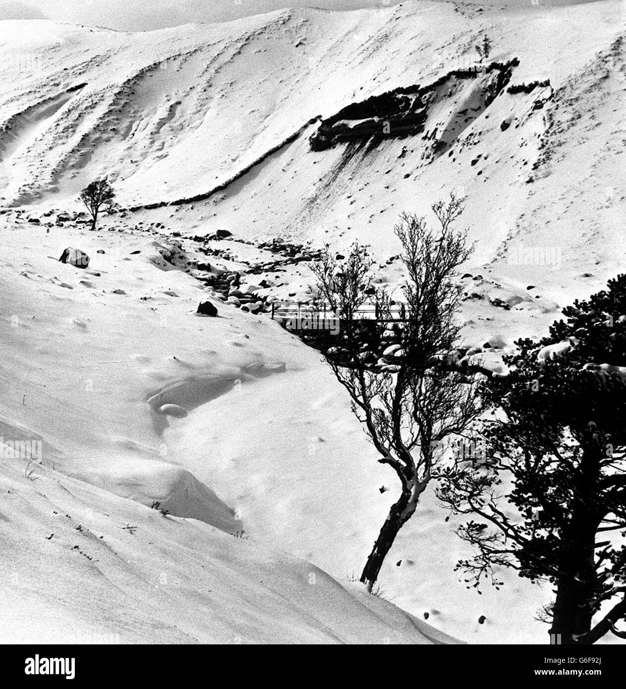 Verschneite Lainig Ghru in den Cairngorms. Verschneite Lainig Ghru in den Cairngorms Stockfoto