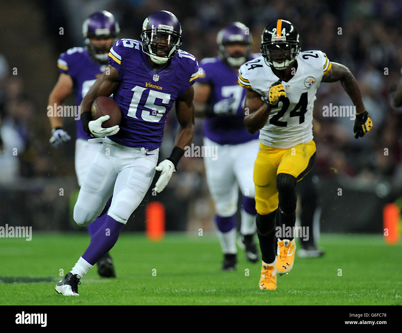 American Football - NFL International Series 2013 - Minnesota Vikings V Pittsburgh Steelers - Wembley-Stadion Stockfoto