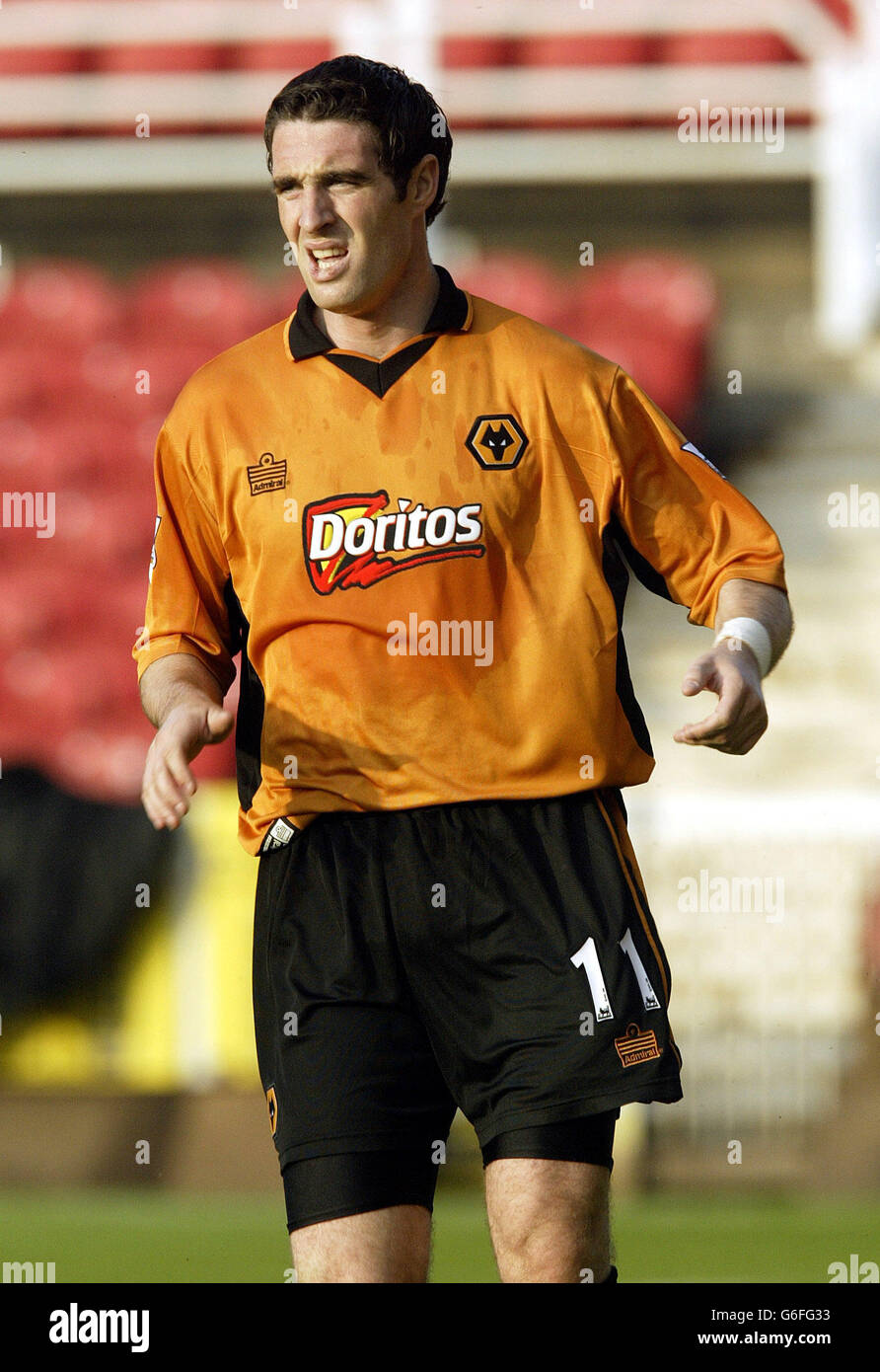 Mark Kennedy von Wolverhampton Wanderers während ihres Vorsaison-Freundschaftsspiels gegen Swindon auf dem County Ground, Swindon. Stockfoto