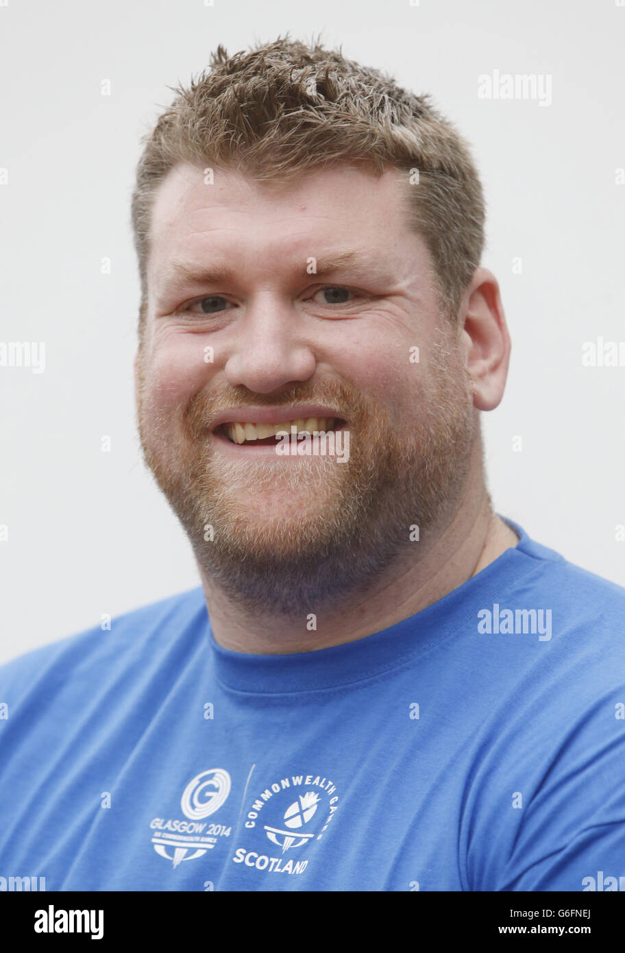 Andrew Frost, Hammer, wurde ausgewählt, um Team Scotland bei den Glasgow 2014 Commonwealth Games zu vertreten, während einer Fotozelle im People's Palace und Winter Gardens in Glasgow. DRÜCKEN Sie VERBANDSFOTO. Bilddatum: Mittwoch, 25. September 2013. Insgesamt 27 Sportler - 23 aus der Leichtathletik und vier Squash-Spieler - wurden im Team Scotland bestätigt, da der Countdown für die Spiele die 300-Tage-Marke erreicht. Siehe PA Story SPORT Commonwealth. Bildnachweis sollte lauten: Danny Lawson/PA Wire. Stockfoto