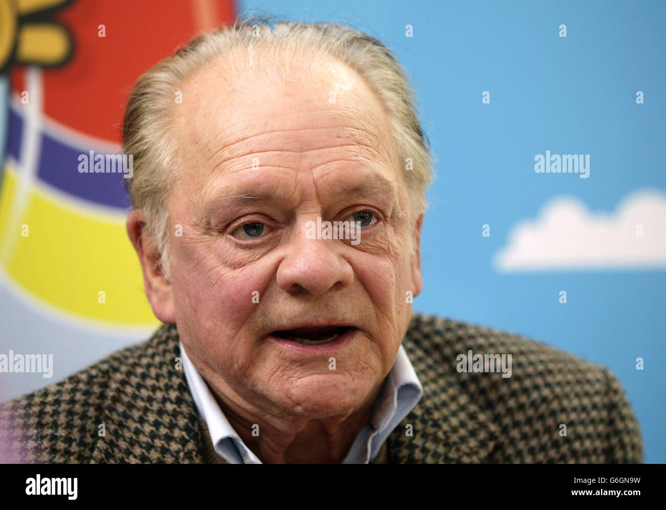 Sir David Jason während der Lisle International Präsentation seiner neuesten Vorschulimmobilie und animierten TV-Serie PIP auf der Brand Licensing Europe Ausstellung in Olympia im Westen Londons. Stockfoto