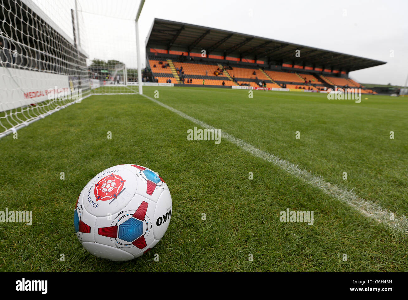 Fußball - Skrill Football Conference - Barnett / Wrexham - Hive Stadium. Eine allgemeine Ansicht des Hive Stadions, Heimat von Barnett Stockfoto
