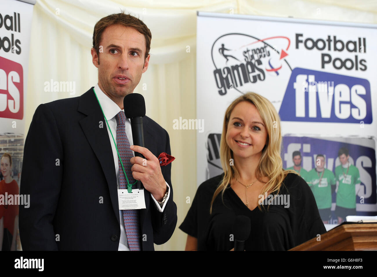 England Under 21 Manager Gareth Southgate spricht während eines Parlamentarischen Empfangs für StreetGames Football Pools Fives im House of Commons, London. Stockfoto