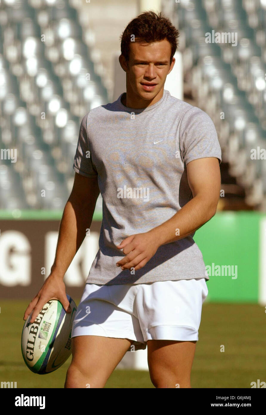 Der Südafrikaner Derrick Hougaard beim Training im Subiaco Oval, Perth, Westaustralien, vor dem Pool-C-Spiel gegen England am Samstag. KEINE NUTZUNG DES MOBILTELEFONS. WEBSITES DÜRFEN WÄHREND DES SPIELS NUR ALLE FÜNF MINUTEN EIN BILD VERWENDEN Stockfoto