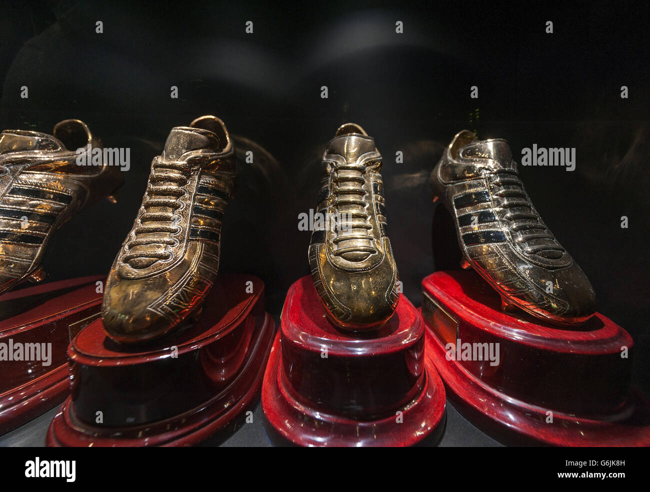 FC Real Madrid Museum besuchen. Ronaldo goldene Stiefel Stockfoto