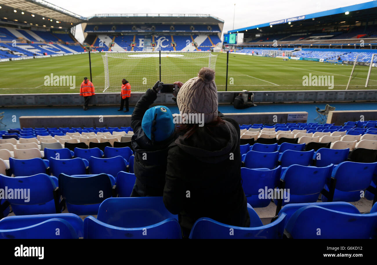 Fußball - Sky Bet Championship - Birmingham City / Blackpool - St Andrew's. Fans sitzen auf den Tribünen von St. Andrew's Stockfoto