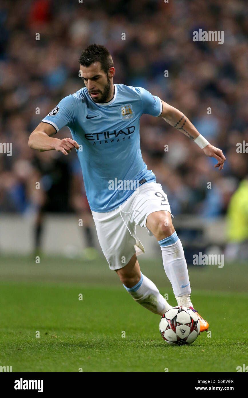 Fußball - UEFA Champions League - Gruppe D - Manchester City / Viktoria Plzen - Etihad Stadium. Alvaro Negredo, Manchester City Stockfoto