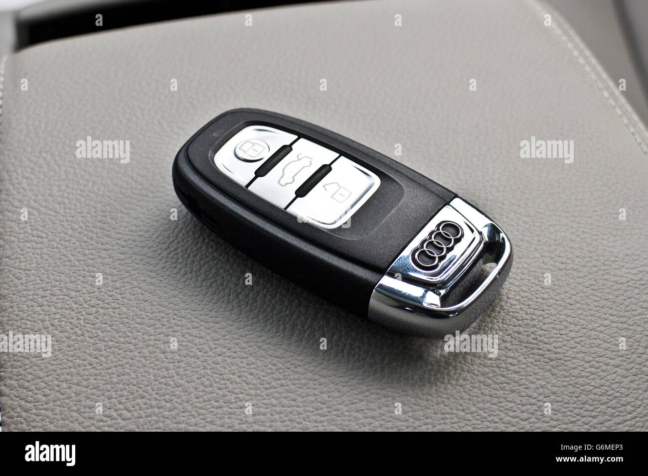 Audi car key -Fotos und -Bildmaterial in hoher Auflösung – Alamy
