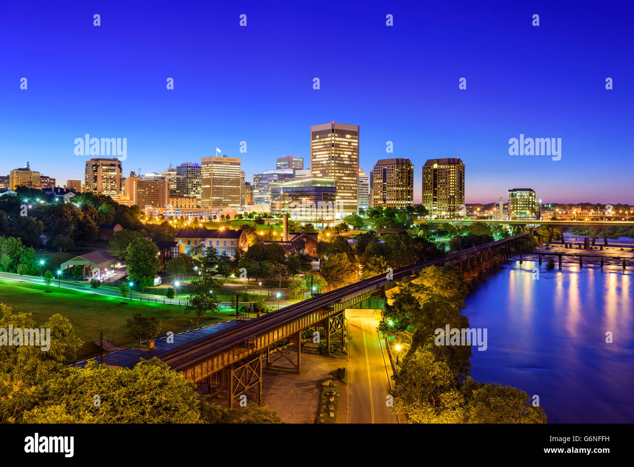 Richmond, Virginia, USA Skyline der Innenstadt. Stockfoto