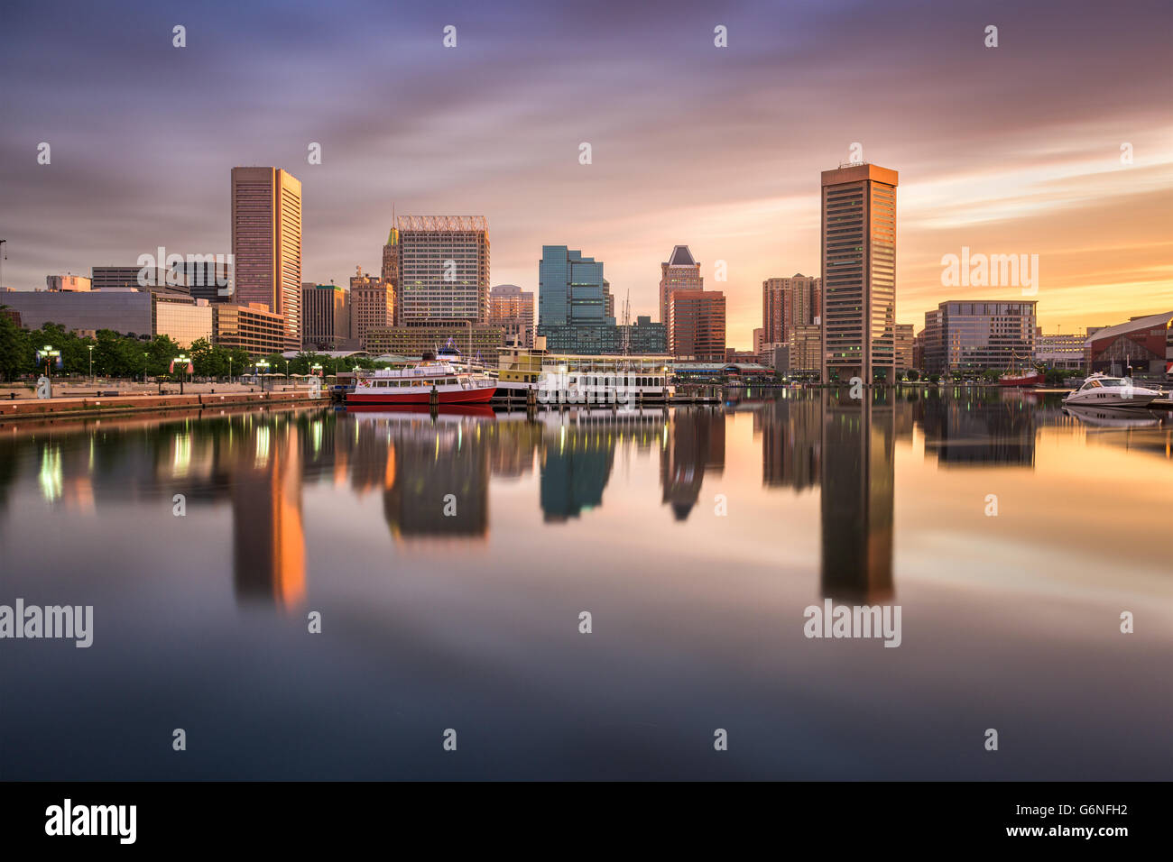 Skyline von Baltimore, Maryland, USA am Innenhafen. Stockfoto