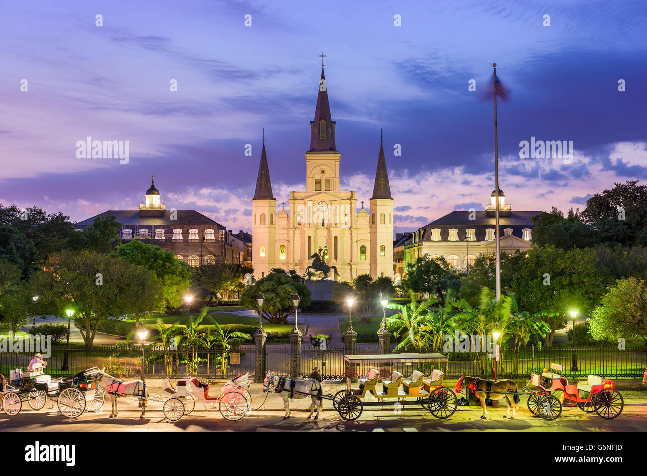 New Orleans, Louisiana, USA an der St. Louis Cathedral und Jackson Square. Stockfoto