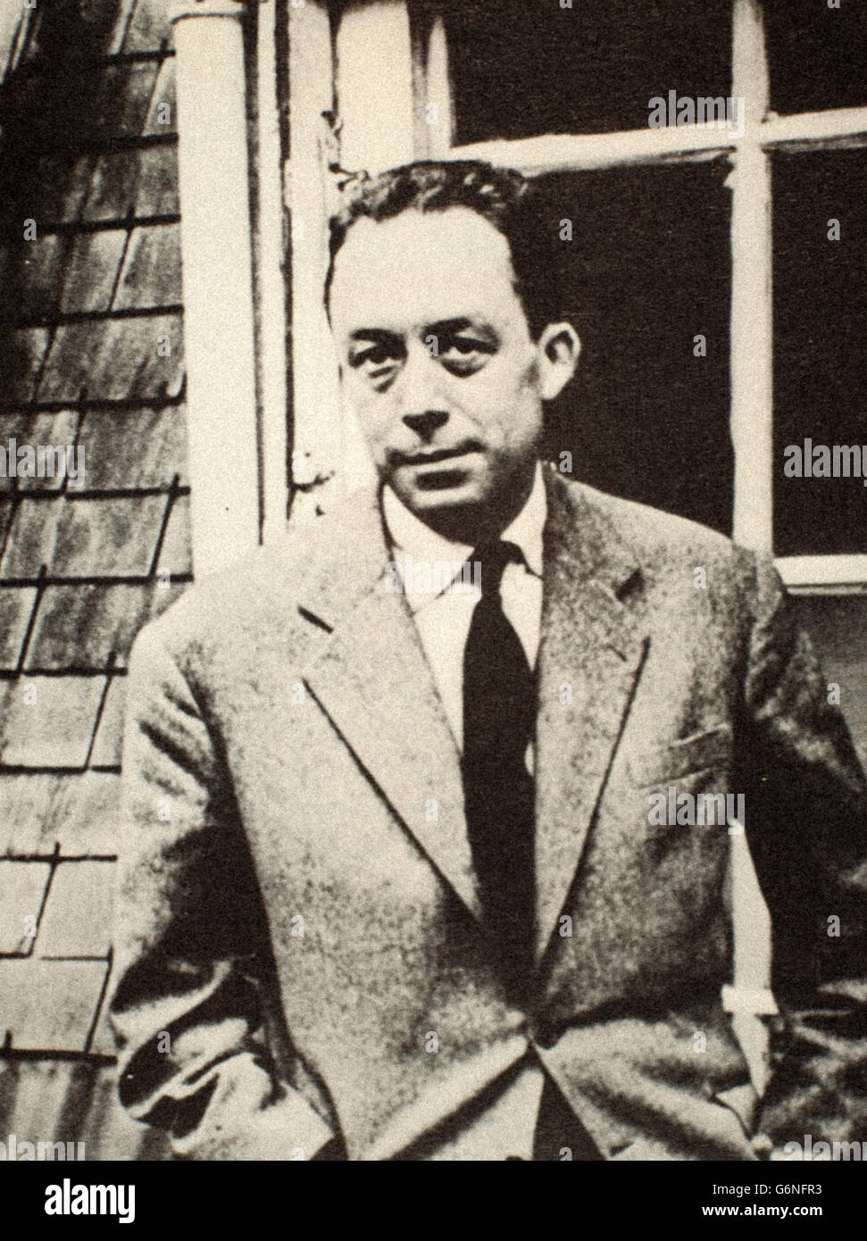 Jean paul charles jean paul charles aymard sartre Fotos und